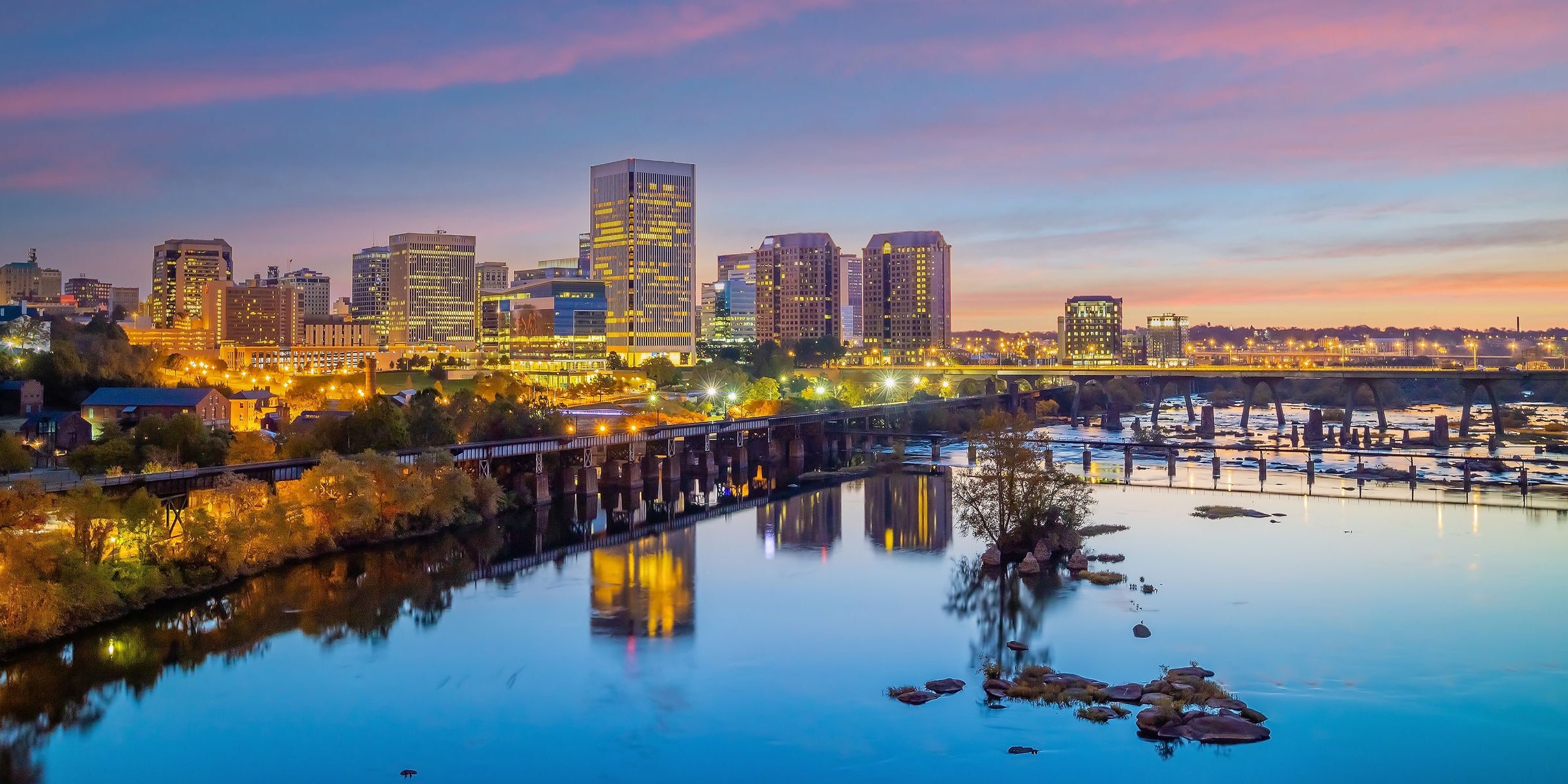 Richmond, Virginia skyline and river